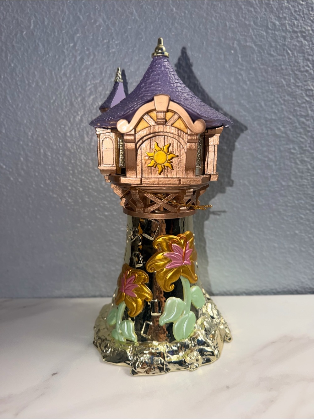 Bath & Body Works Rapunzel Pedestal 3-Wick Candle Holder